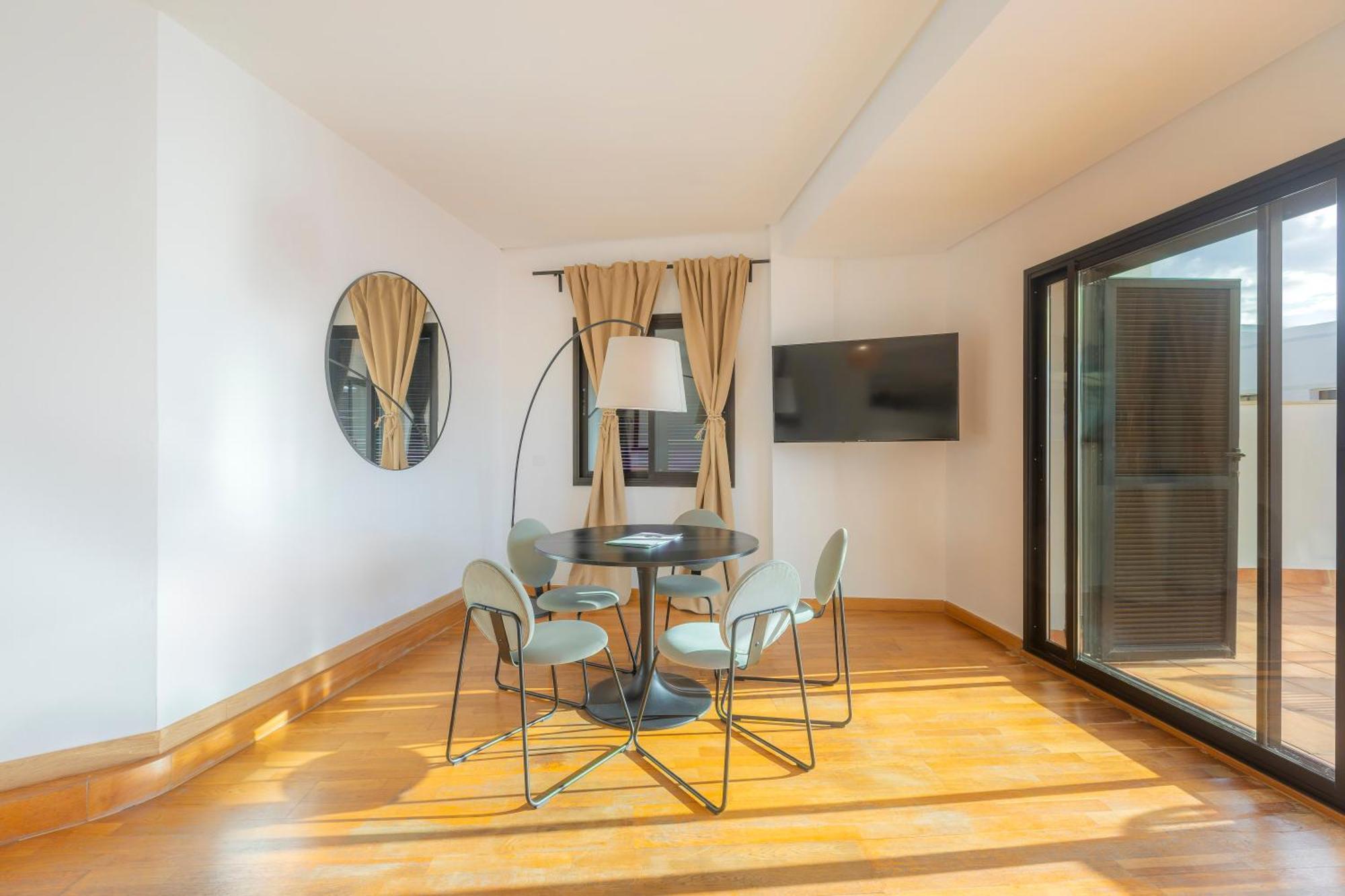 Apartamentos Moon Dreams Puerto El Puerto de Santa María Εξωτερικό φωτογραφία